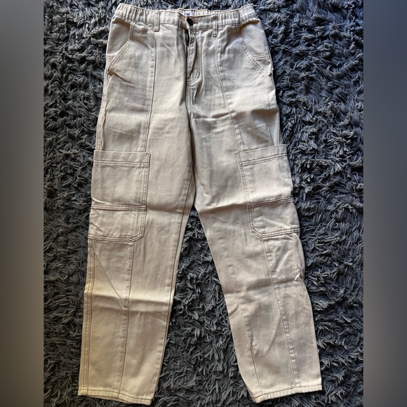BP. Cream Colored Cargo Jeans - size 30 - Picture 2 of 3